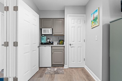 PRIME LOCATION! This 1st Floor End Unit is a true showstopper - photo 27
