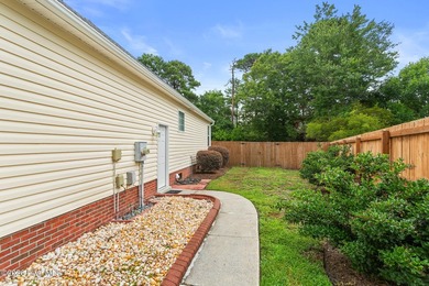 Centrally located 3Bdr/2.5 bath Traditional in Monkey Junctions - photo 3