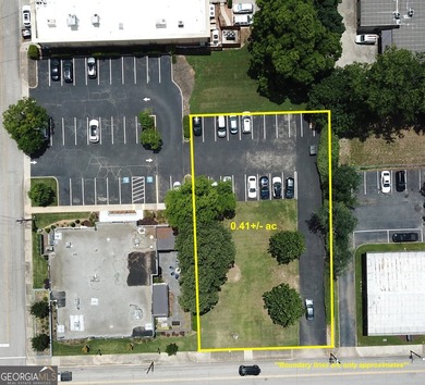 Located in the heart of Gainesville, 412 Spring Street presents - photo 2