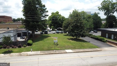 Located in the heart of Gainesville, 412 Spring Street presents - photo 6