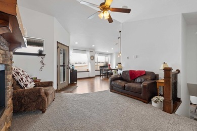 Listed by Jeremy Kahler, KWBH,. Beautiful views and peaceful - photo 3