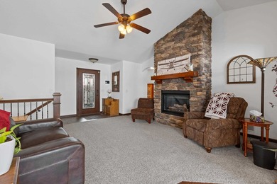 Listed by Jeremy Kahler, KWBH,. Beautiful views and peaceful - photo 4