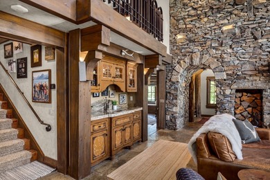 Beaver Creek Bliss! Ideally located between Whitefish and - photo 16