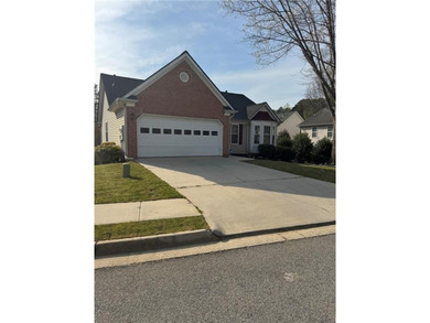 If you're looking for a spacious, yet quaint family home, your - photo 2