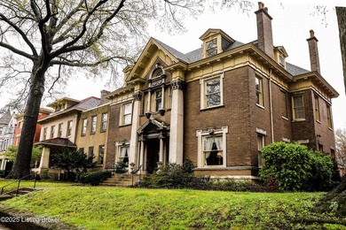 (private lake, pond, creek) Home For Sale in Louisville Kentucky