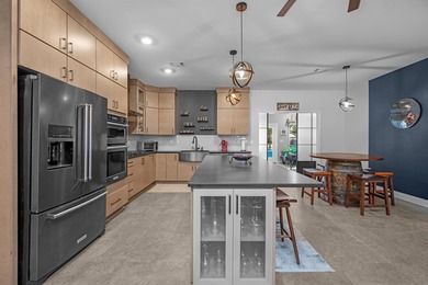 Beautiful home, a must see with no HOA! A place to park an RV or - photo 11