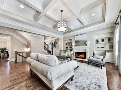 CLASSIC! COMFORTABLE! HOSPITABLE! This HOME (and it is a HOME) - photo 13