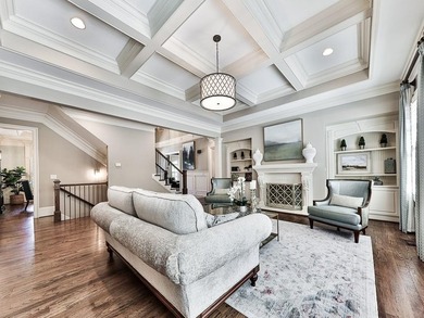 CLASSIC! COMFORTABLE! HOSPITABLE! This HOME (and it is a HOME) - photo 14