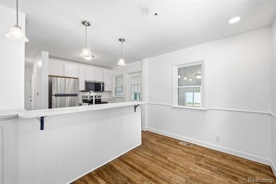 Beautifully, Updated and Just Steps Away from the highly - photo 16