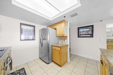 OCEANFRONT CONDO IN A GREAT LOCATION! A rare gem w/east and west - photo 16