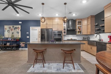 Beautiful home, a must see with no HOA! A place to park an RV or - photo 20