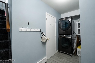 Welcome to 1908 Kenilworth Court, nestled on a quiet cul-de-sac - photo 21