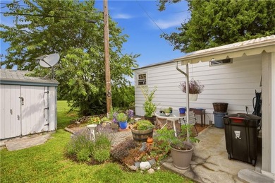 Are you looking to downsize, or for a year round vacation - photo 23
