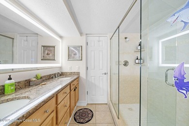 OCEANFRONT CONDO IN A GREAT LOCATION! A rare gem w/east and west - photo 27