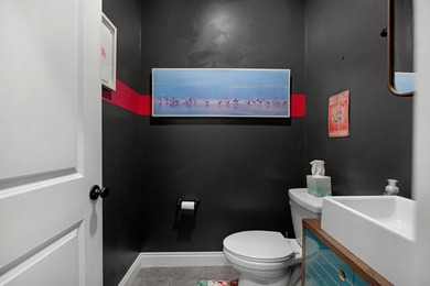 Beautiful home, a must see with no HOA! A place to park an RV or - photo 44