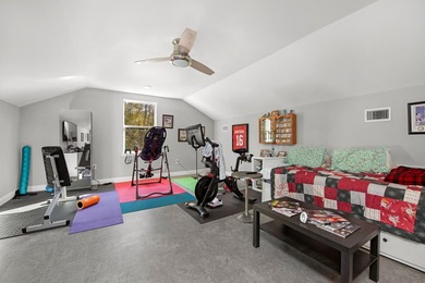 Beautiful home, a must see with no HOA! A place to park an RV or - photo 47