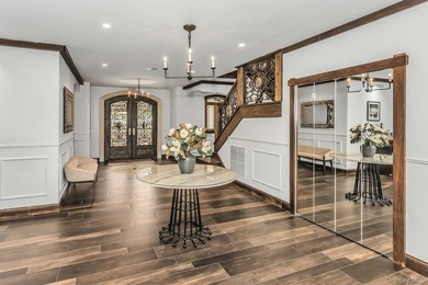 Private Gated Gold Coast Estate | Waterview. Set on - photo 7