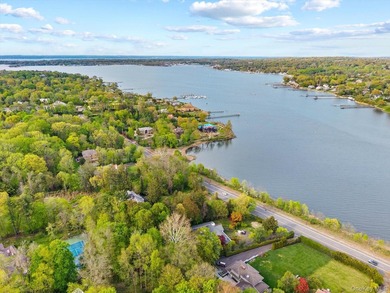 Rare opportunity to acquire a 1 Acre (43,560 sq ft) property in - photo 4