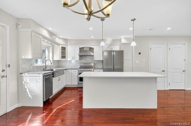 Legal 2-Family in Bayside , Walk to LIRR. Corner 2-Family , 3 - photo 2