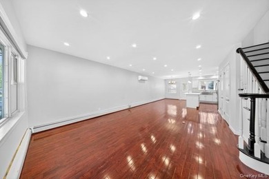 Legal 2-Family in Bayside , Walk to LIRR. Corner 2-Family , 3 - photo 3