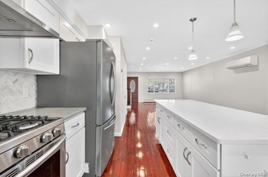 Legal 2-Family in Bayside , Walk to LIRR. Corner 2-Family , 3 - photo 6