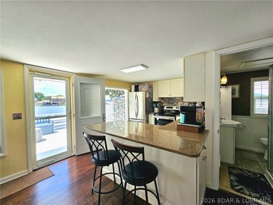 If you've been dreaming of owning a place at the Lake, this - photo 6