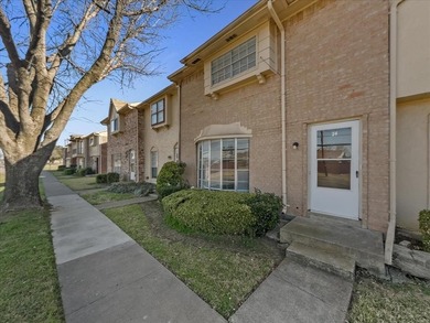 Mountain Creek Lake Townhome/Townhouse For Sale in Grand Prairie Texas
