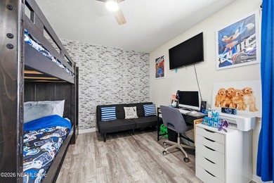 Welcome to this beautifully maintained 5 bedroom 4.5 bath home - photo 33