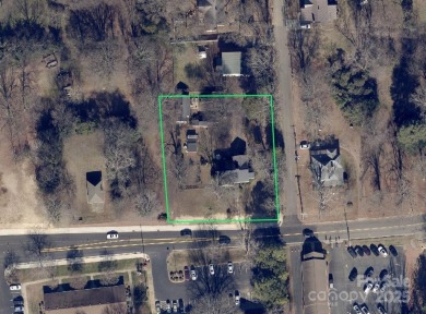 Lake Norman Home For Sale in Huntersville North Carolina