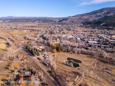 Opportunity to own a piece of Basalt's history with this mixed - photo 2