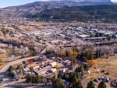 Opportunity to own a piece of Basalt's history with this mixed - photo 9