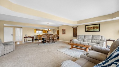 VALUE WITH A VIEW! With over 2000 square feet this 3 bedroom, 2 - photo 6