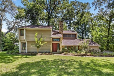Lake Home For Sale in Tallahassee, Florida