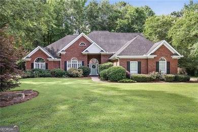 Welcome to this lovely custom ranch home with a bonus room! From - photo 1