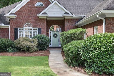 Welcome to this lovely custom ranch home with a bonus room! From - photo 2