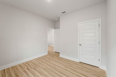 Welcome to 279 Vermilion Circle, located at the enchanting - photo 11