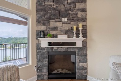 Prime Lake View Villa at The Villas at Tuscany! This barely used - photo 10