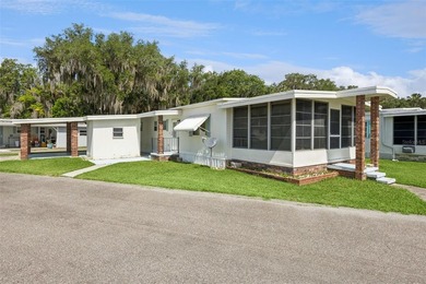 Under contract-accepting backup offers. Welcome to easy Florida - photo 24