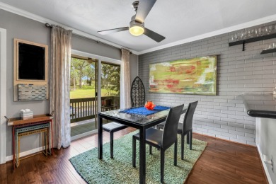Beautifully Updated Townhouse - photo 12