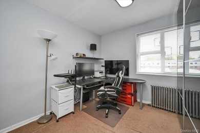 Move-In Ready Upper Two Bedroom in Bell Park Gardens! Offering a - photo 9