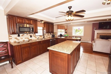 *This beautifully maintained 3bedroom, 2.5-bath home offers a - photo 3