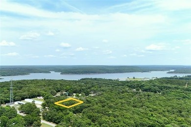 Situated approximately 0.3 miles from Whitehorn Cove at Fort - photo 11