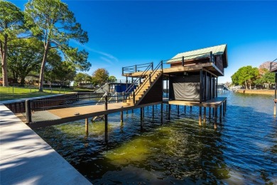 Lake Home Sale Pending in Mabank, Texas