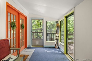 Have you always dreamed of owning a lakefront home? Seize this - photo 4