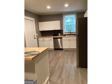 Perfect income property! Just 5 blocks from Georgia College and - photo 13