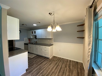 Beautifully Updated Greenbriar Model features 2 Bedrooms, 1 Full - photo 14