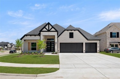 Joe Pool Lake Home For Sale in Grand Prairie Texas