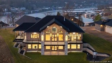 Where LAKE LIVING meets LASTING LUXURY. Sweeping panoramic views - photo 3