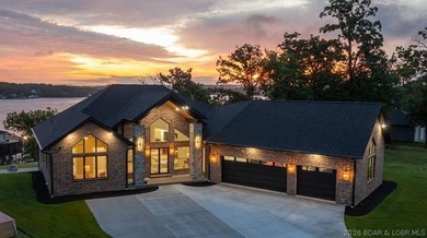 Where LAKE LIVING meets LASTING LUXURY. Sweeping panoramic views - photo 4