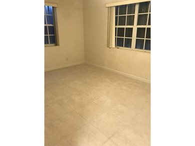 4 bedroom 1 bath house occupied do not walk or talk with tenant - photo 2